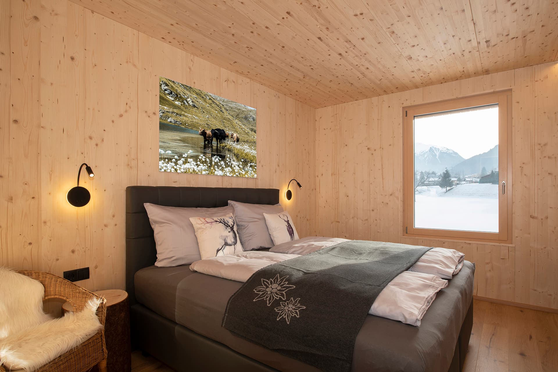 Schlaf- und Badezimmer im Ferienhaus Valtellina